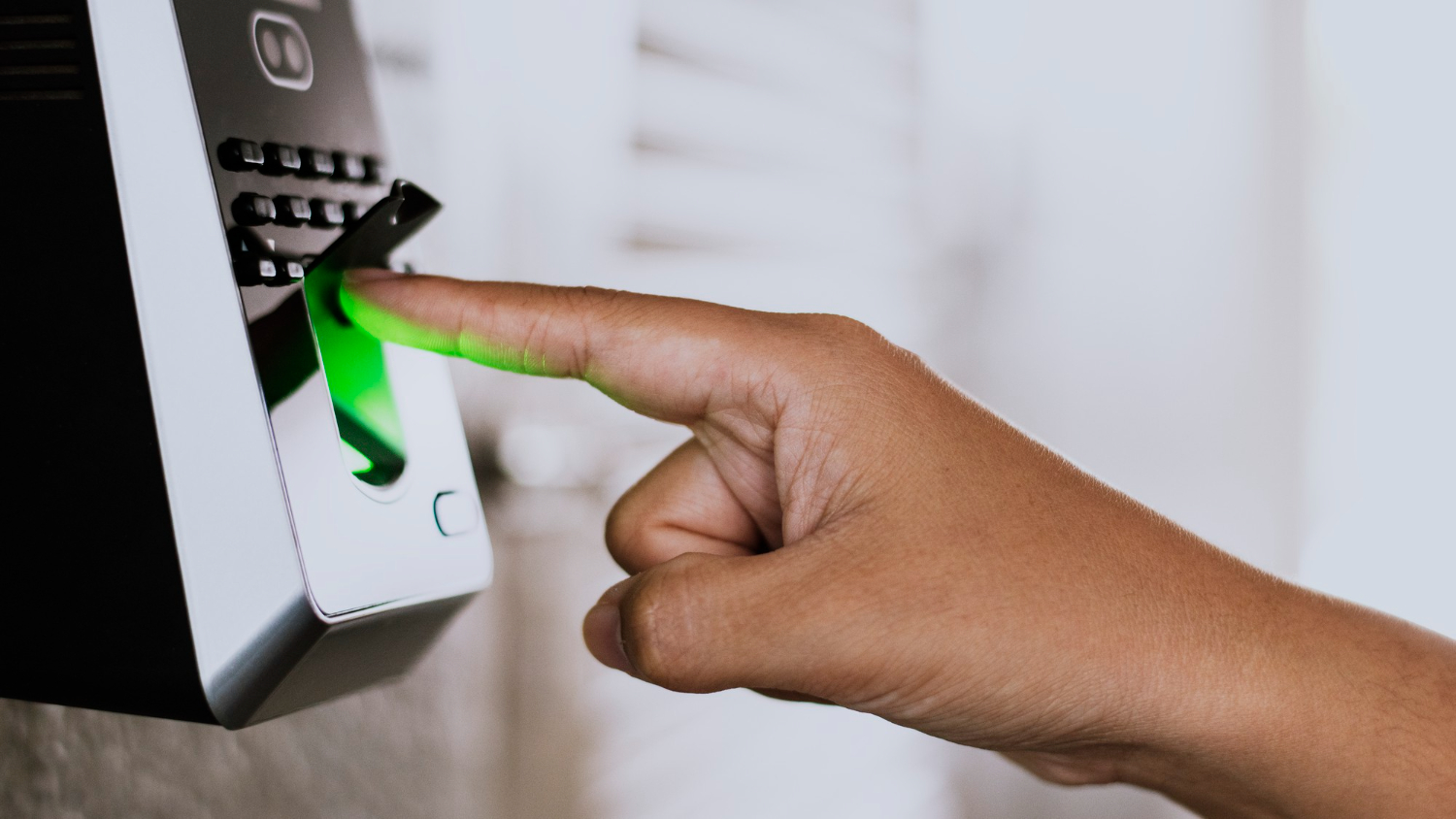 Fingerprint scanner access control system | Complete Fire And Security Solutions